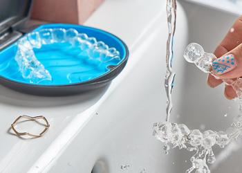 How to Clean Invisalign and Other Clear Aligners